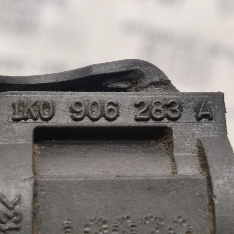 Клапан електромагн. Audi A6 C6 04-11 2.0 TDI OEM 1k0906283a