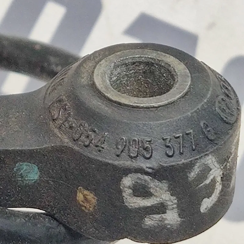 Датчик детонації Audi A6 C5 (97-05) OEM 054905377G