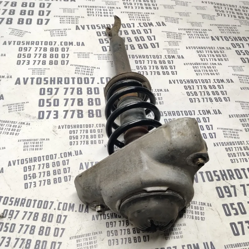 Амортизатор Audi A6 C6 04-11 2.0 TDI перед лів OEM 4f0413031