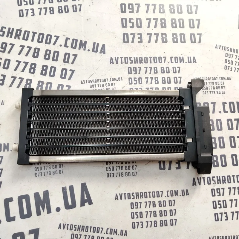 Радіатор пічки Audi A6 C5 (97-05) OEM 4b1819011