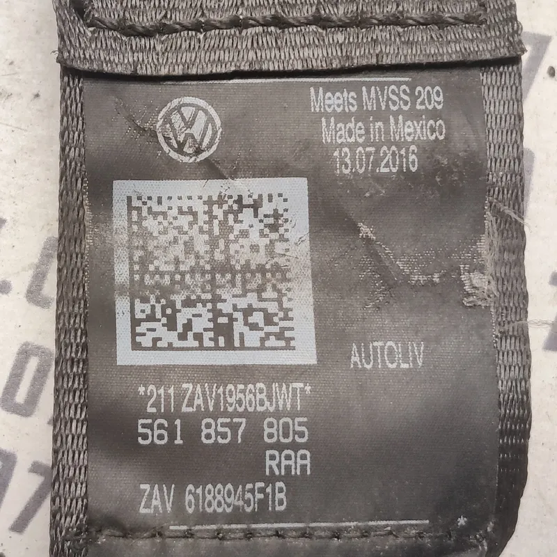 Ремінь безпеки VW Passat B8 USA задній лівий OEM 561857805
