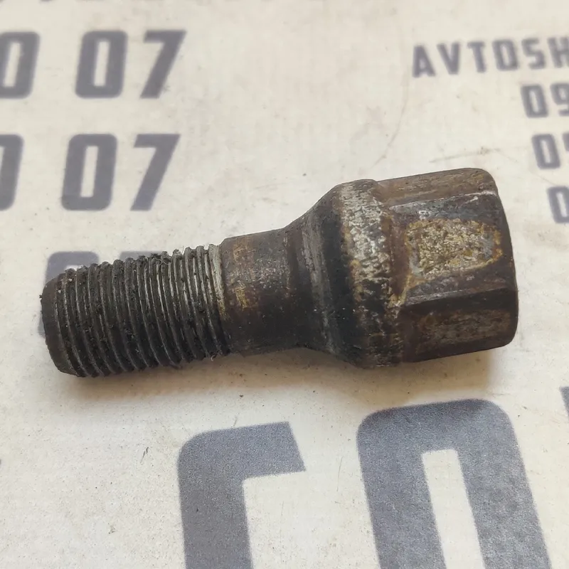 Болт колісний Peugeot Partner 1 (96-08) 1.4 Бензин