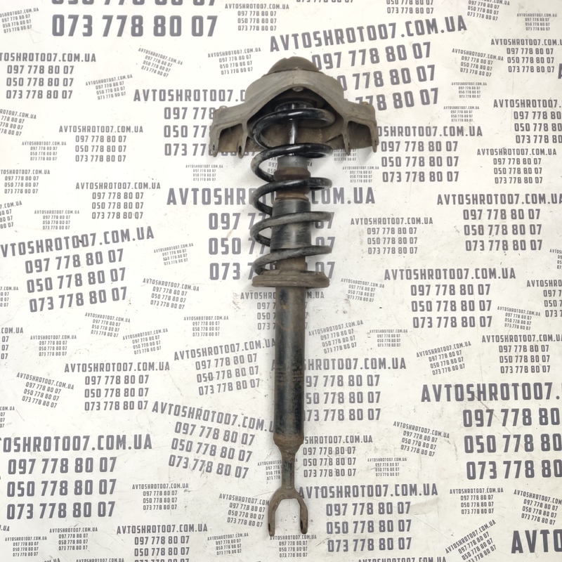 Амортизатор Audi A6 C6 04-11 2.0 TDI перед лів OEM 4f0413031