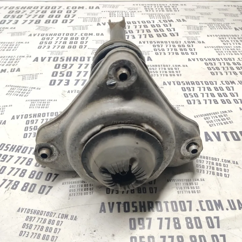 Амортизатор Audi A6 C6 04-11 2.0 TDI перед лів OEM 4f0413031