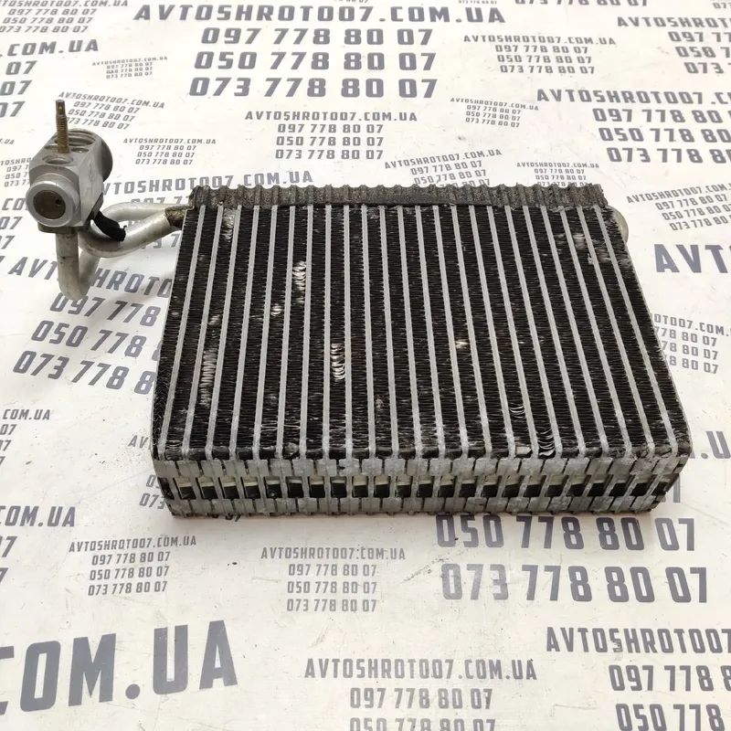 Випарник кондиціонера BMW 320 e46 (98-05) OEM 64118372773