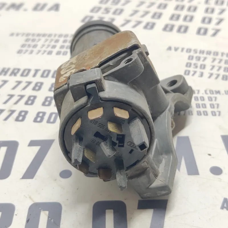 Замок запалювання Volkswagen Polo OEM 4B0905851G