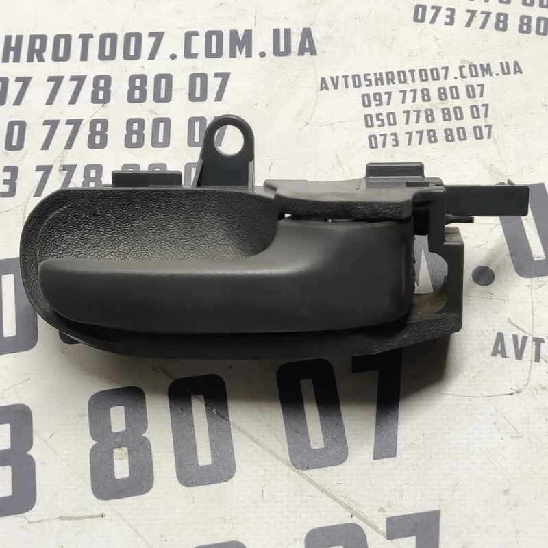 Ручка внутрішня Citroen C1 (05-14) 1.0 перед. права OEM 7930