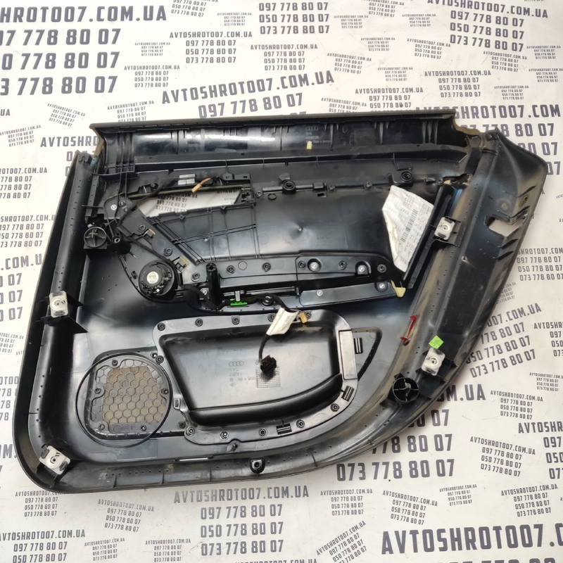 Карта дверна Audi A6 C6 (04-11) 2.0 TDI задня ліва 4f0867305