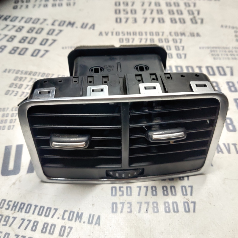 Дефлектор обдуву Audi A6 C6 (04-11) 2.0 TDI OEM 4f0819203
