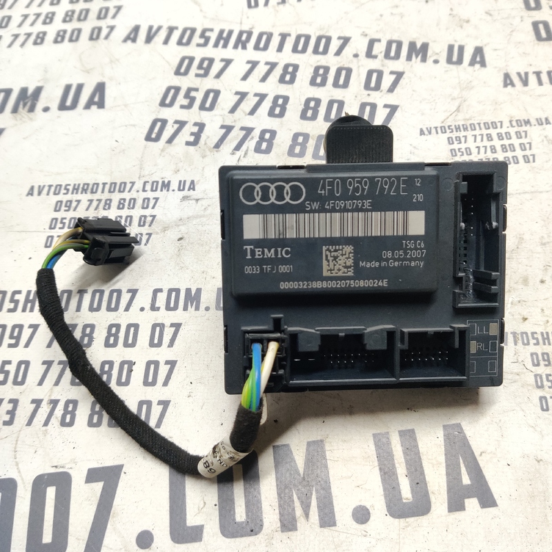 Блок комфорту Audi A6 C6 04-11 2.0 TDI лів. OEM 4F0959792E