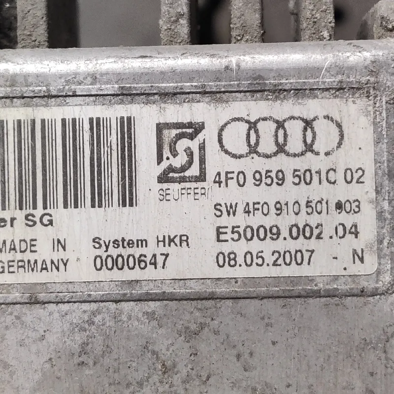 Вентилятор радіатора Audi A6 C6 04-11 2.0 TDI OEM 4f0959501c