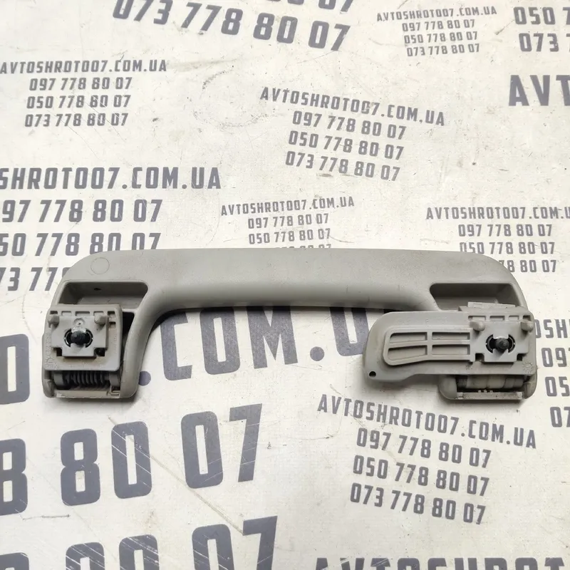 Ручка Audi A6 C6 (04-11) 2.0 TDI задня права OEM 8p0857608f