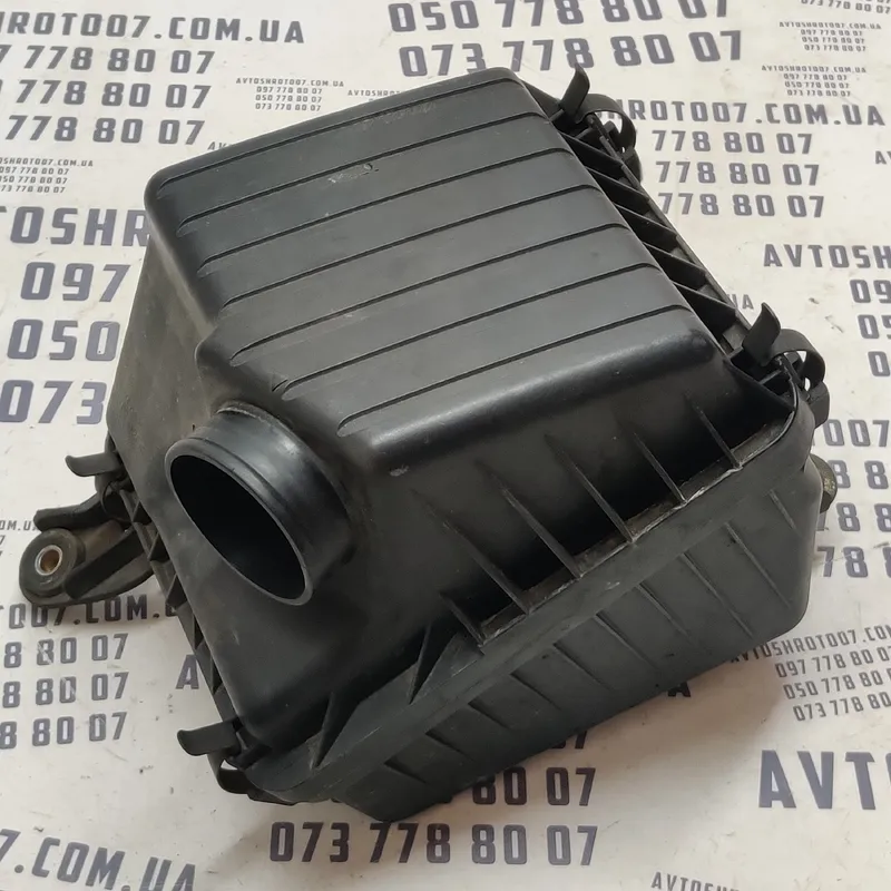 Корпус фільтра Hyundai Sonata IV (98-05) 2.0 OEM 2811138005
