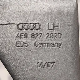 Петля багажника Audi A6 C6 04-11 2.0 TDI ліва OEM 4f9827299d фото 4