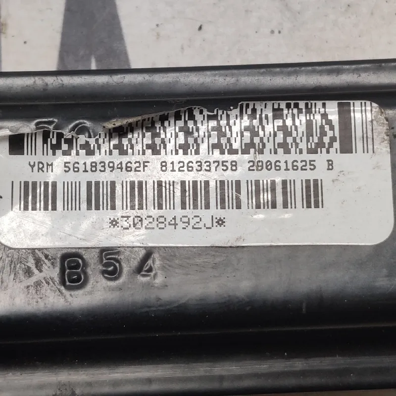 Склопідіймач VW Passat B8 USA задній правий OEM 561839462F