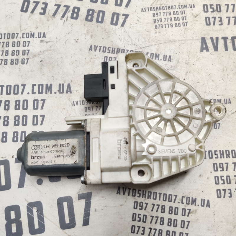Мотор склопід. Audi A6 C6 04-11 2.0TDI Пр Пер OEM 4F0959802D