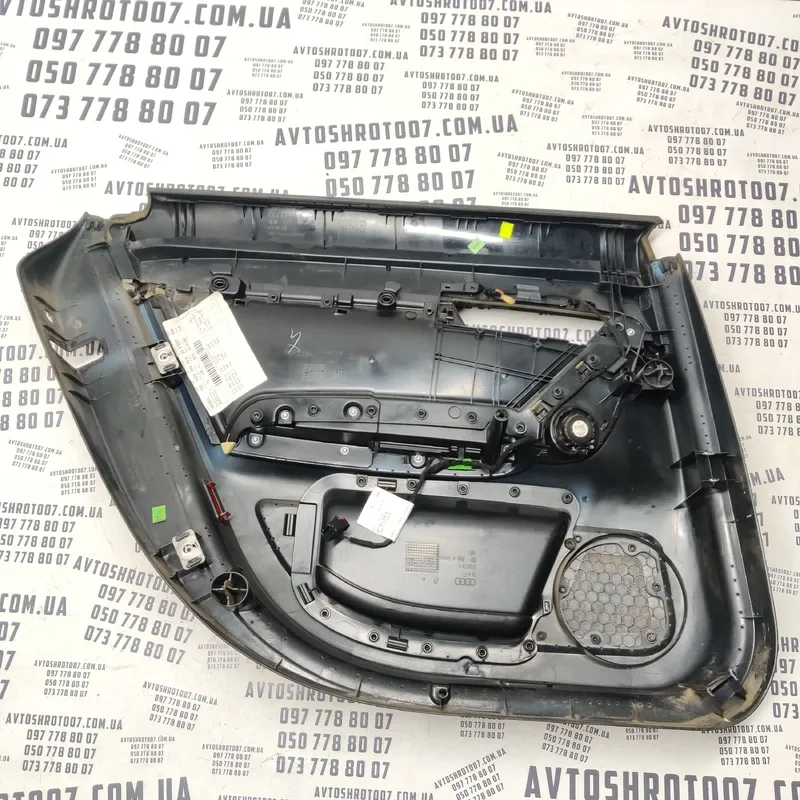Карта дверна Audi A6 C6 04-11 2.0 TDI зад. пр. OEM 4f0867306