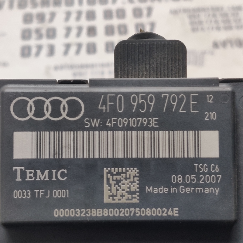 Блок комфорту Audi A6 C6 04-11 2.0 TDI лів. OEM 4F0959792E