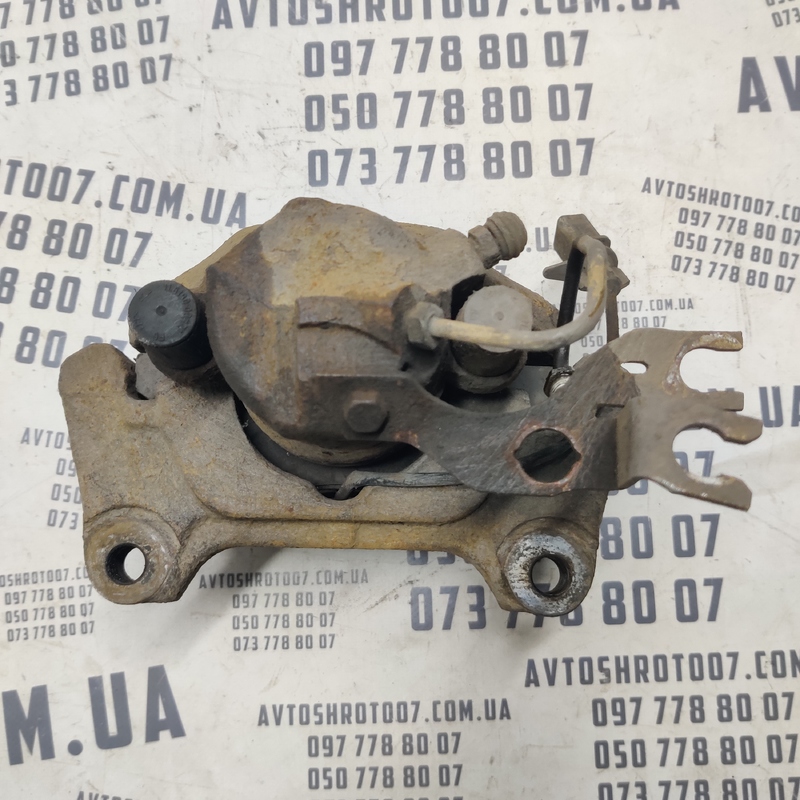 Супорт Audi A6 C6 (04-11) 2.0 TDI перед. лів. OEM 4B0615123