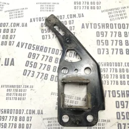 Кроншт. бампера Audi A6 C6 04-11 2.0 TDI Пр OEM 4f0805500b