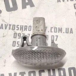 Поворотник Peugeot Partner 1 (96-08) 1.4 лівий OEM 0434554C