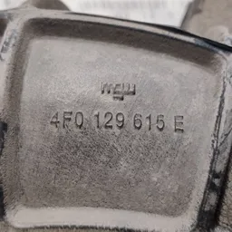 Патрубок повітряний Audi A6 C6 (04-11) 2.0TDI OEM 4F0129615E фото 3