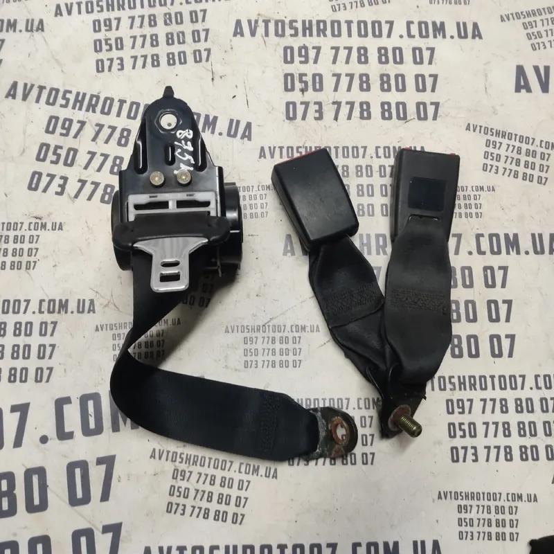 Ремінь безпеки Mazda 3 BK (03-09) задня права OEM 6032796