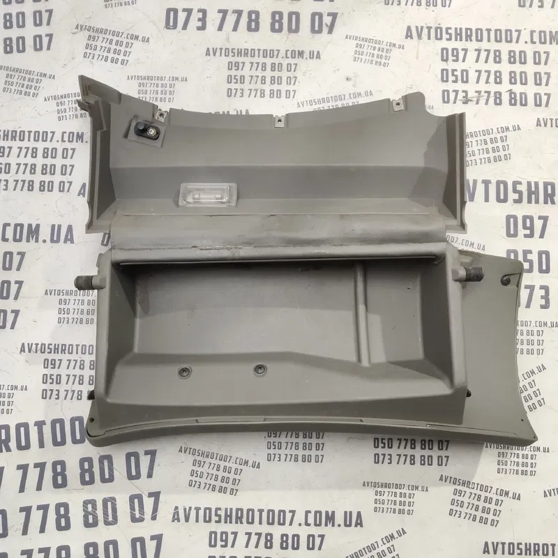 Бардачок ВАЗ Kalina 11194 (04-13) 1.4 Бензин OEM 11185303014