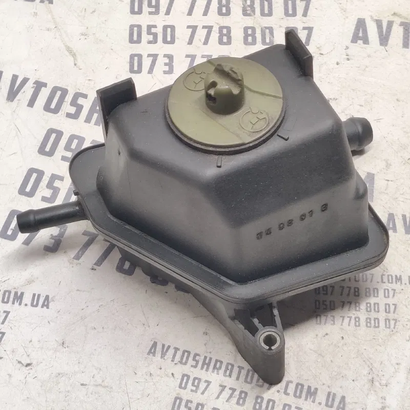 Бачок насосу ГУР VW Bora (98-05) 1.9 TDI OEM 1J0422371C