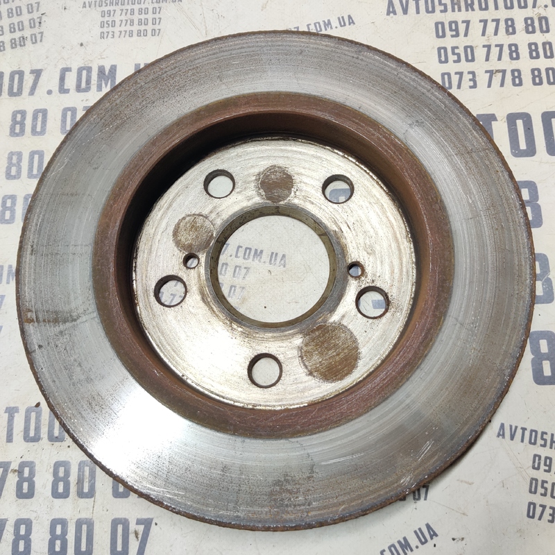 Гальмівний диск Toyota Corolla (06-13) 1.6 Бензин задній