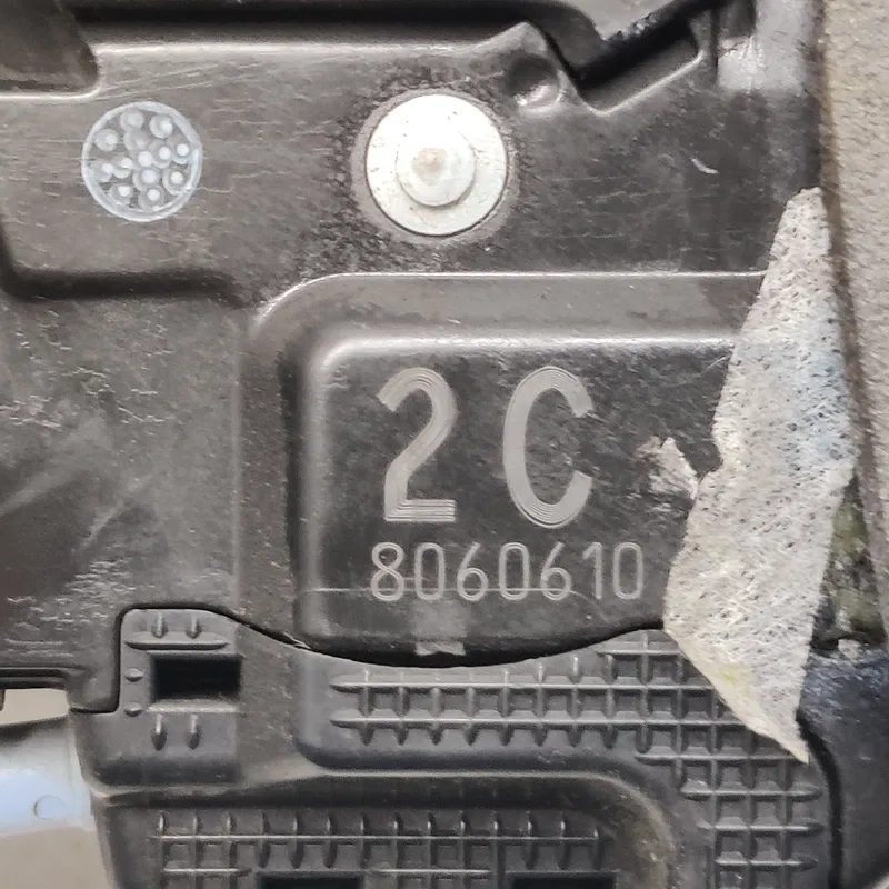Замок дверей Toyota Corolla 06-13 1.6Б задня права 8060610