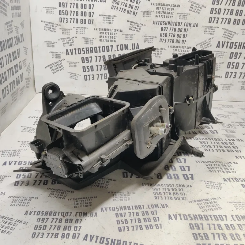 Корпус пічки Volkswagen Bora (98-05) 1.9 TDI OEM 1J1820003AQ