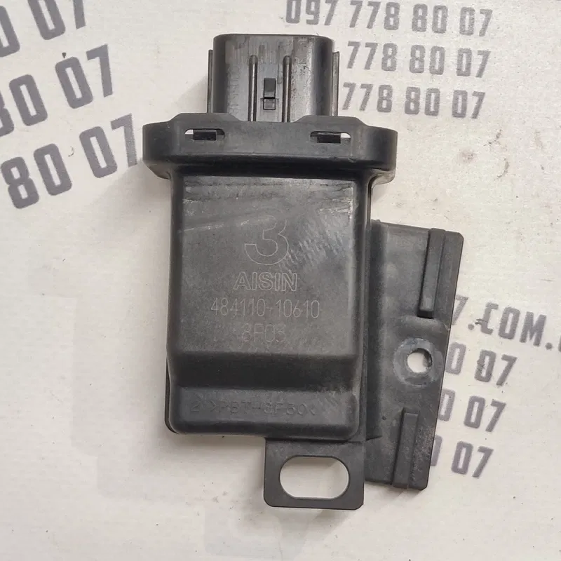Датчик дверей Toyota Corolla 06-13 1.6 Пд.Пр. OEM 8999130040