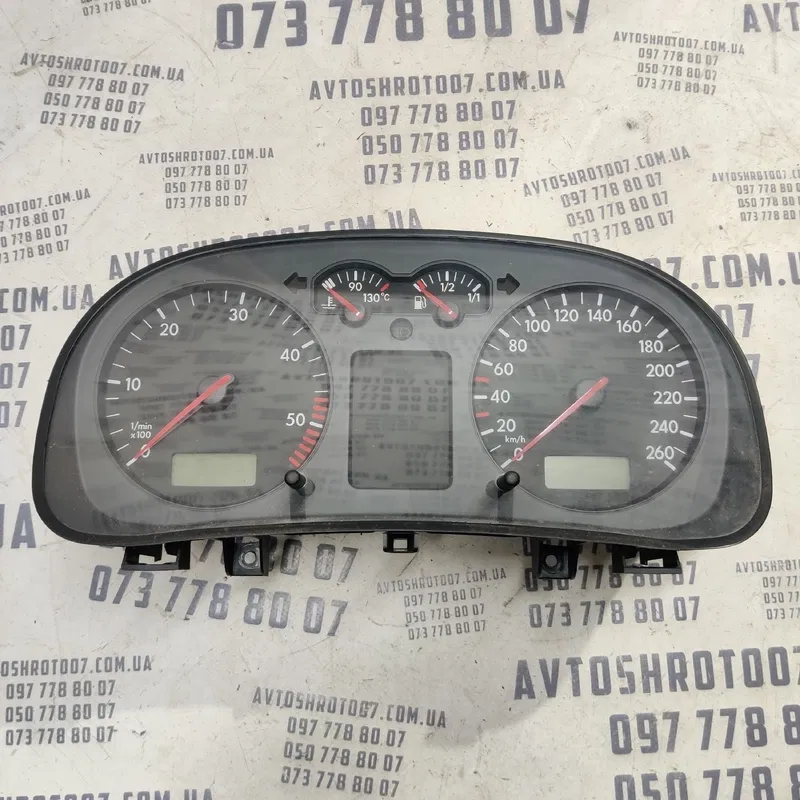 Панель приладів VW Bora (98-05) 1.9 TDI OEM 1j0920806g