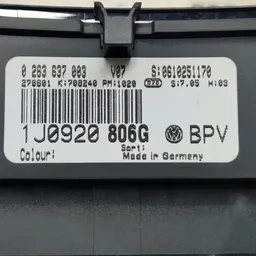 Панель приладів VW Bora (98-05) 1.9 TDI OEM 1j0920806g фото 4