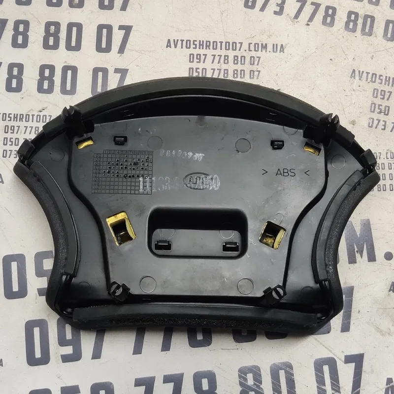 Подушка безпеки ВАЗ Kalina (04-13) 1.4 бенз OEM 111833402050
