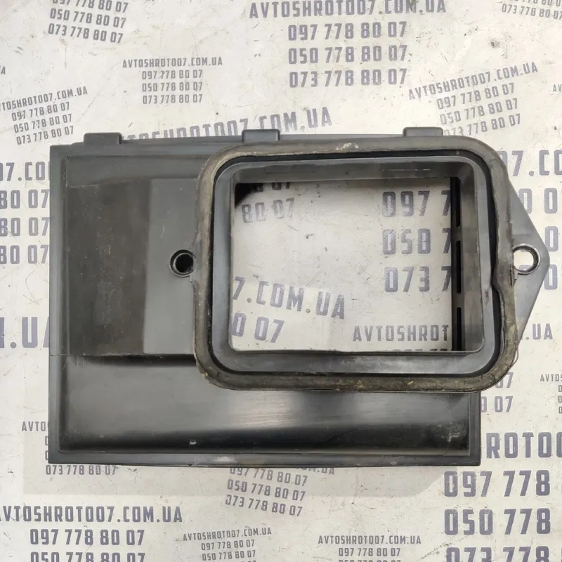 Корпус фільтра салону VW Bora (98-05) 1.9 TDI OEM 1j1819640b