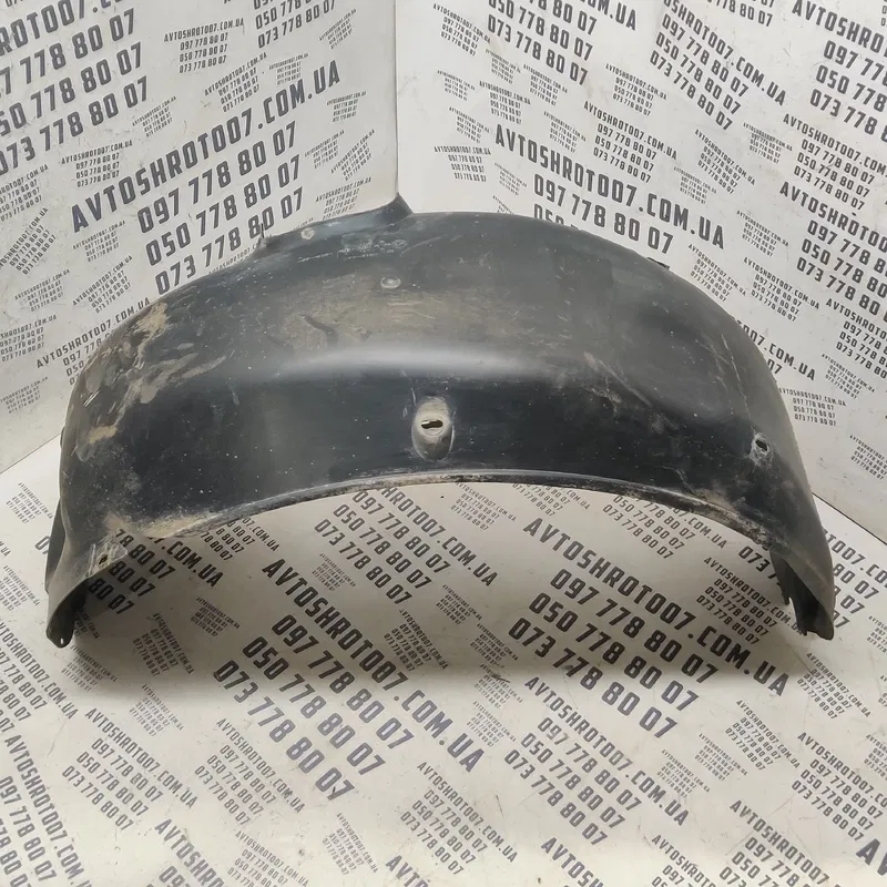 Підкрилок VW Bora (98-05) 1.9 TDI задня права OEM 1j0810972j