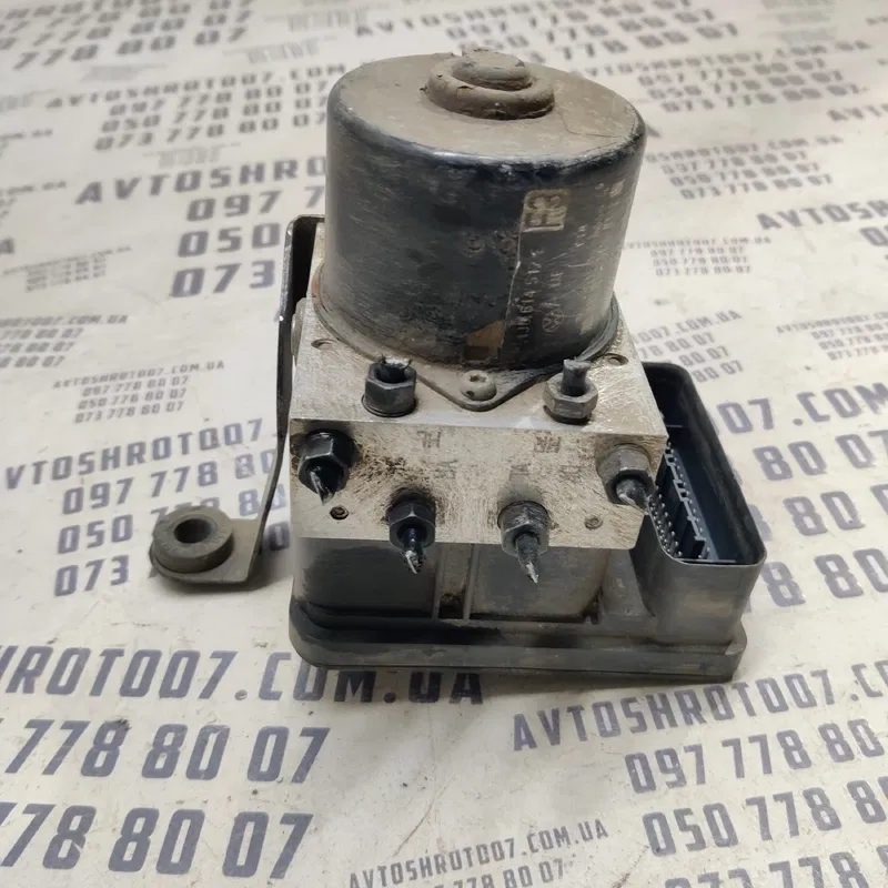 Блок ABS Volkswagen Bora (98-05) 1.9 TDI OEM 1c0907379e