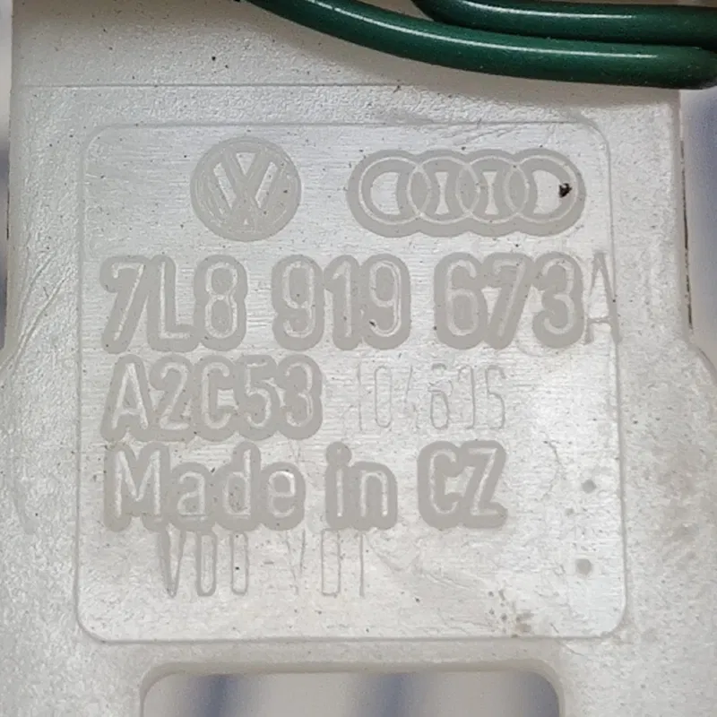 Датчик рівня палива Audi Q7 06-15 3.6 Бензин OEM 7L8919673A