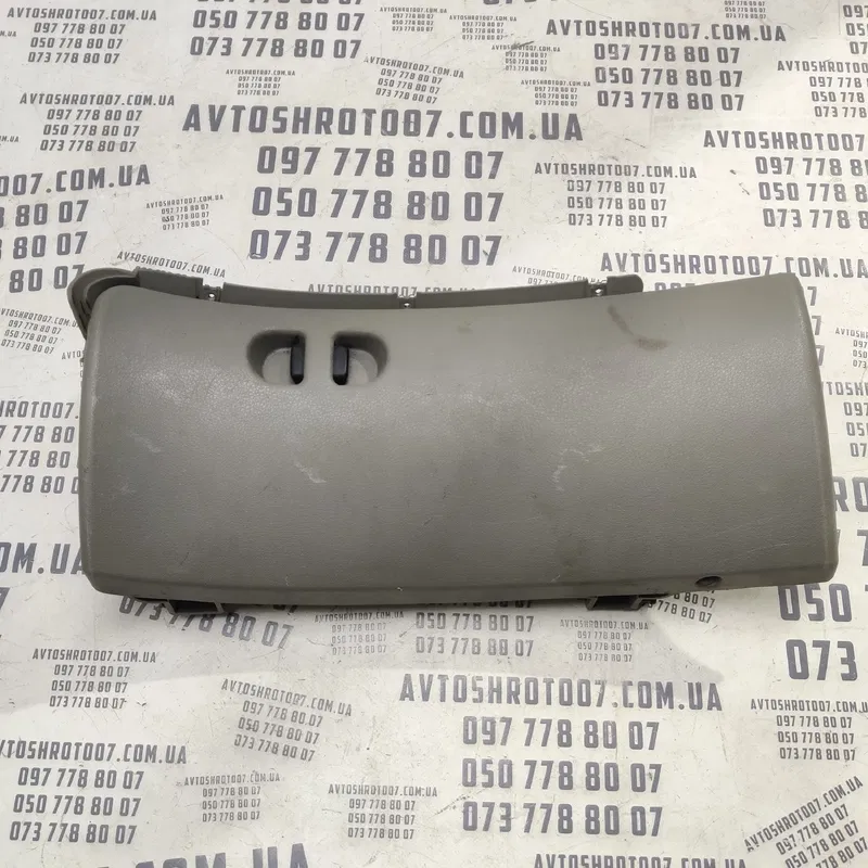 Бардачок ВАЗ Kalina 11194 (04-13) 1.4 Бензин OEM 11185303014