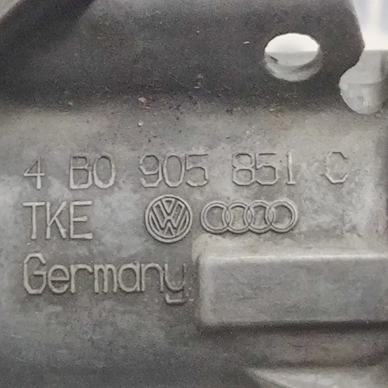 Замок запалювання Volkswagen Bora (98-05) 1.9 TDI 4B0905851C