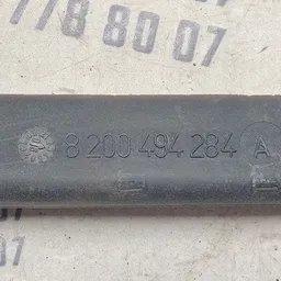 Паливна рейка Dacia Logan (04-12) 1.6 бензин OEM 8200494284a фото 4