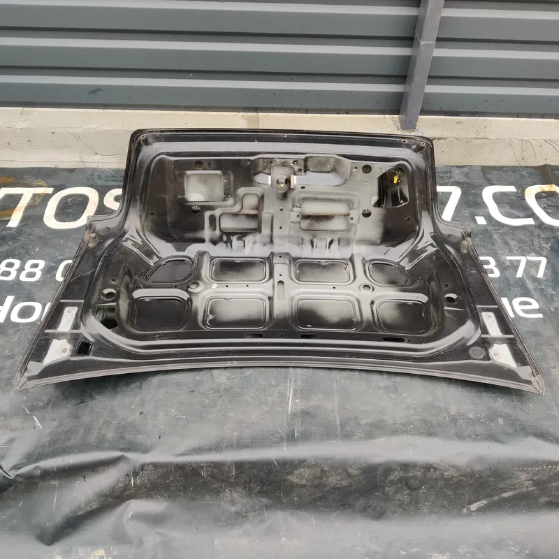 Кришка багажника Hyundai Sonata IV 98-05 2.0 Бенз 692003D060