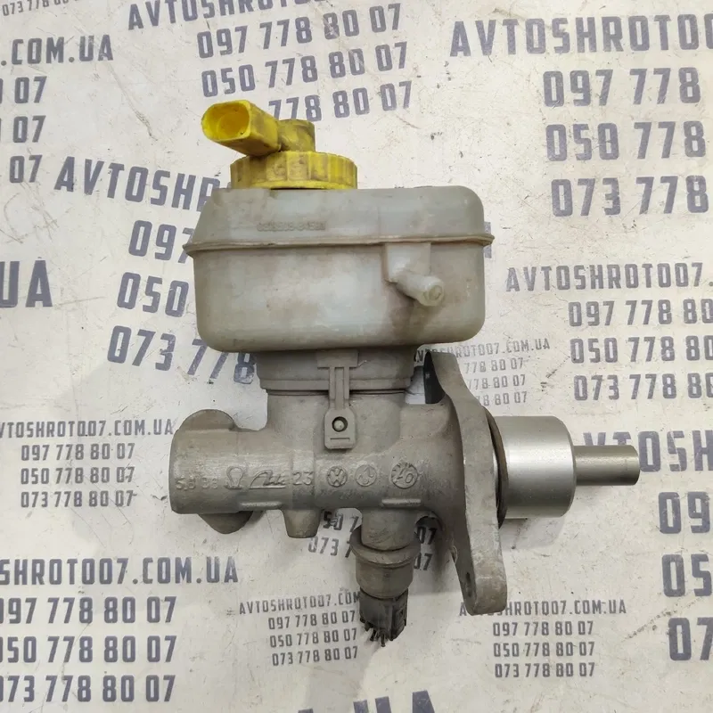 Головний торм. циліндр VW Bora 98-05 1.9 TDI OEM 1j1611301b