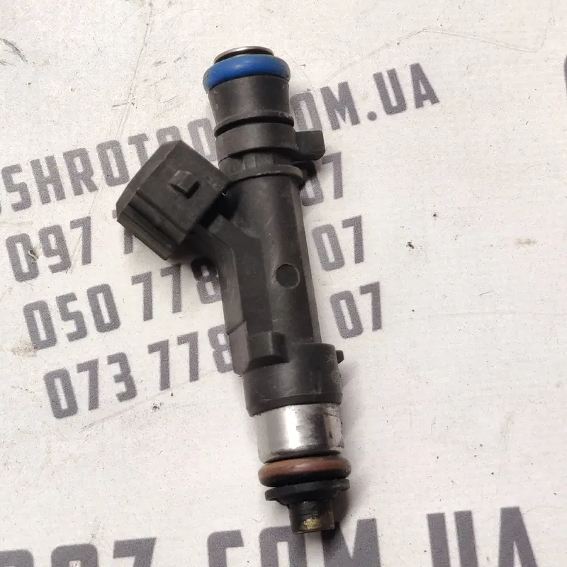 Паливна форсунка Dacia Logan 04-12 1.6 Бензин OEM 0280158034