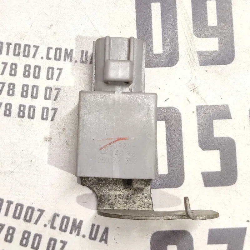 Конденсатор Toyota Corolla 06-13 1.6 Бензин OEM 9098004196