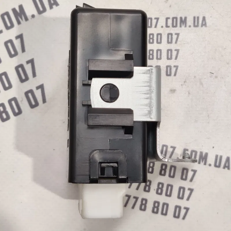 Блок склоочисників Toyota Corolla 06-13 1.6 OEM 8594012160