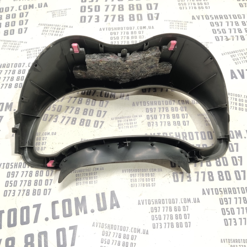 Накладка салону Toyota Corolla 06-13 1.6 Бенз OEM 5541012a20