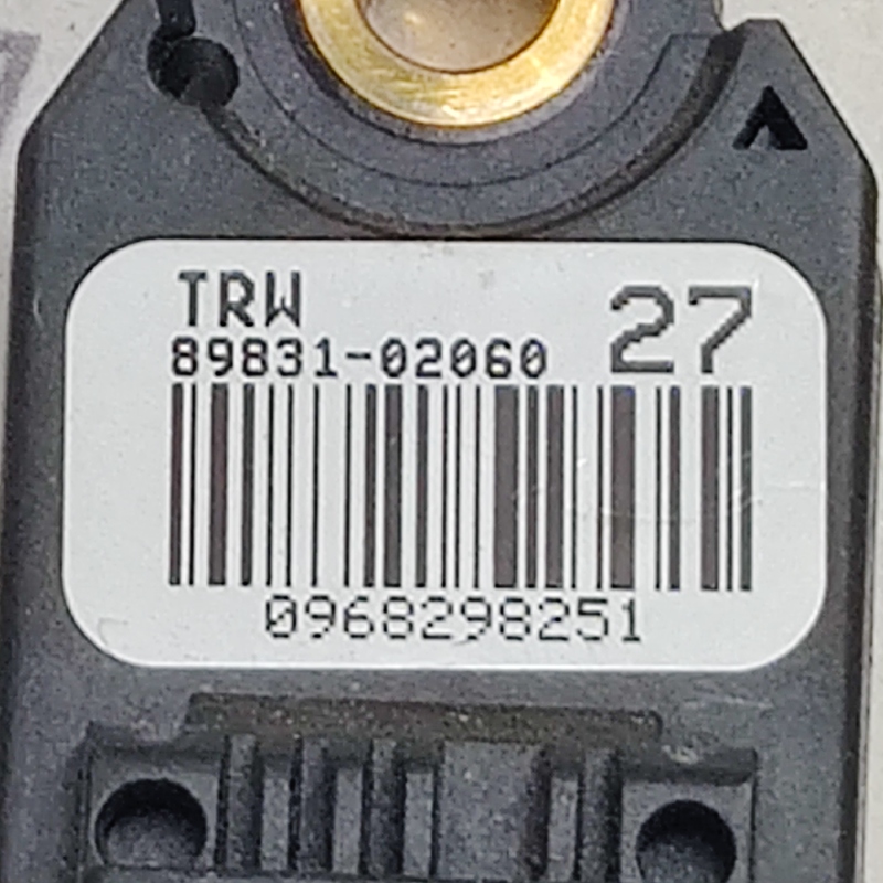 Датчик удару Toyota Corolla 07-13 1.6 прав OEM 8983102060